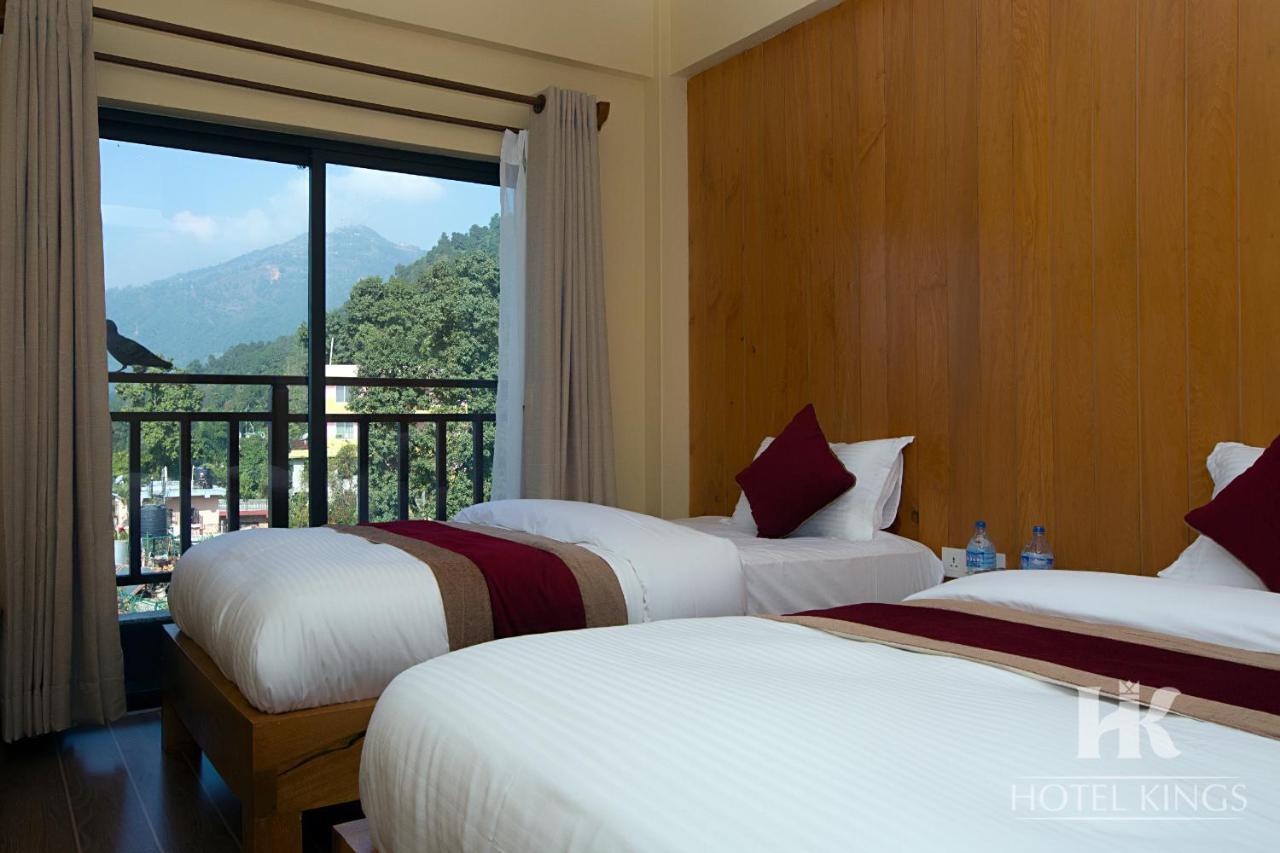 Hotel Kings Pokhara Exterior photo